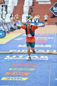 BIB: 3250
                            <button type="button" onclick="openModal(22752355)" class="btn btn-primary btn-sm float-right btn-popup" data-toggle="modal" data-target=".modal-high-quality">
                        <i class="fas fa-shopping-cart"></i> Add to Cart
                    </button>
                                            <button type="button" onclick="isThisMe(22752355, true)" class="btn btn-success btn-sm float-right btn-popup btn-isme hidden" data-toggle="tooltip" data-placement="bottom" title="นี่คือรูปของคุณใช่ไหม คลิกที่นี่เพื่อเอาเข้าอัลบั้ม">
                        <i class="fas fa-plus"></i> Add to album
                    </button>
                    <button type="button" onclick="isThisMe(22752355, false)" class="btn btn-warning btn-sm float-right btn-popup btn-isnotme hidden">
                        <i class="fas fa-ban"></i> Remove from album
                    </button>